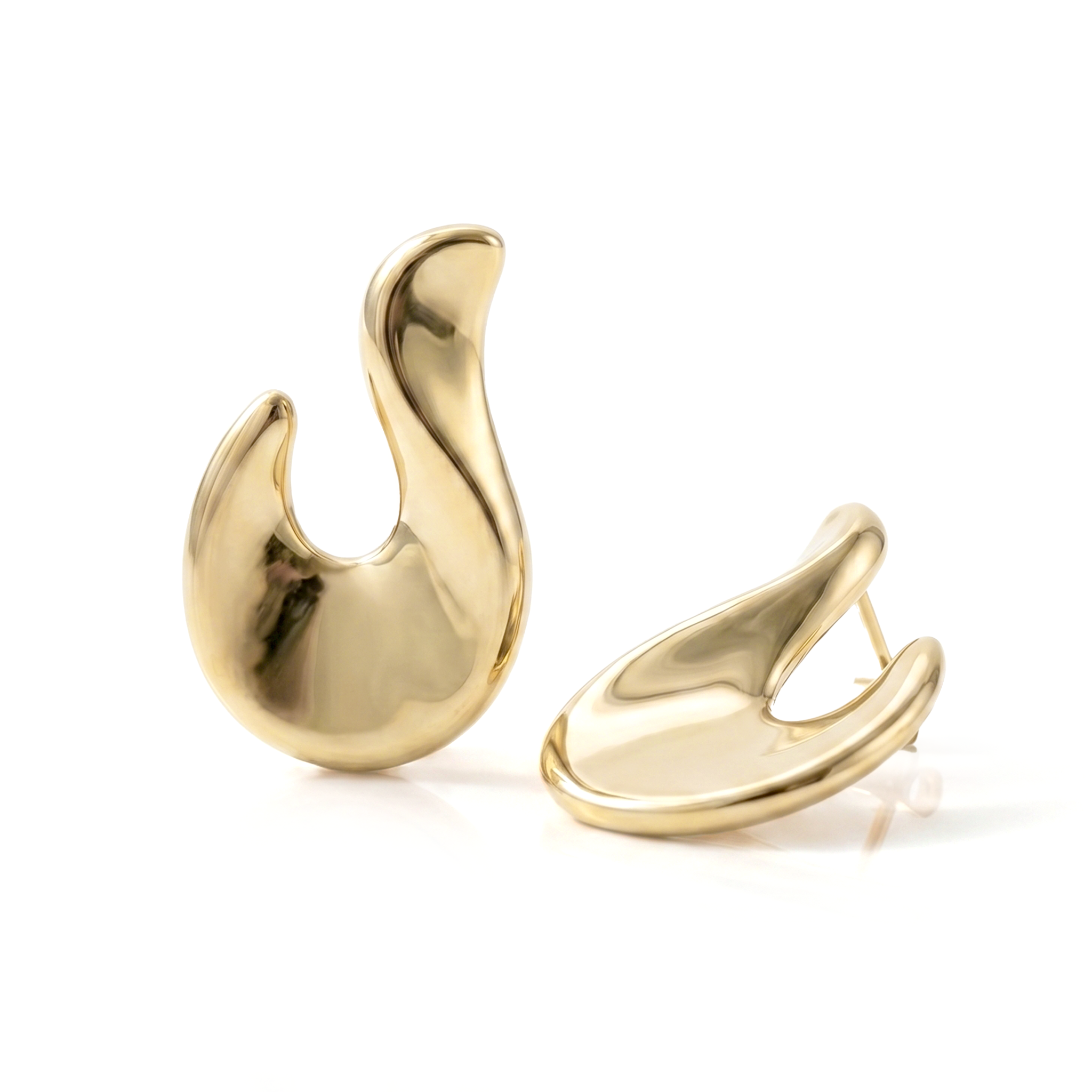 Abstract hook earrings available in gold plated and rhodium plated finishes with sculptural curved design