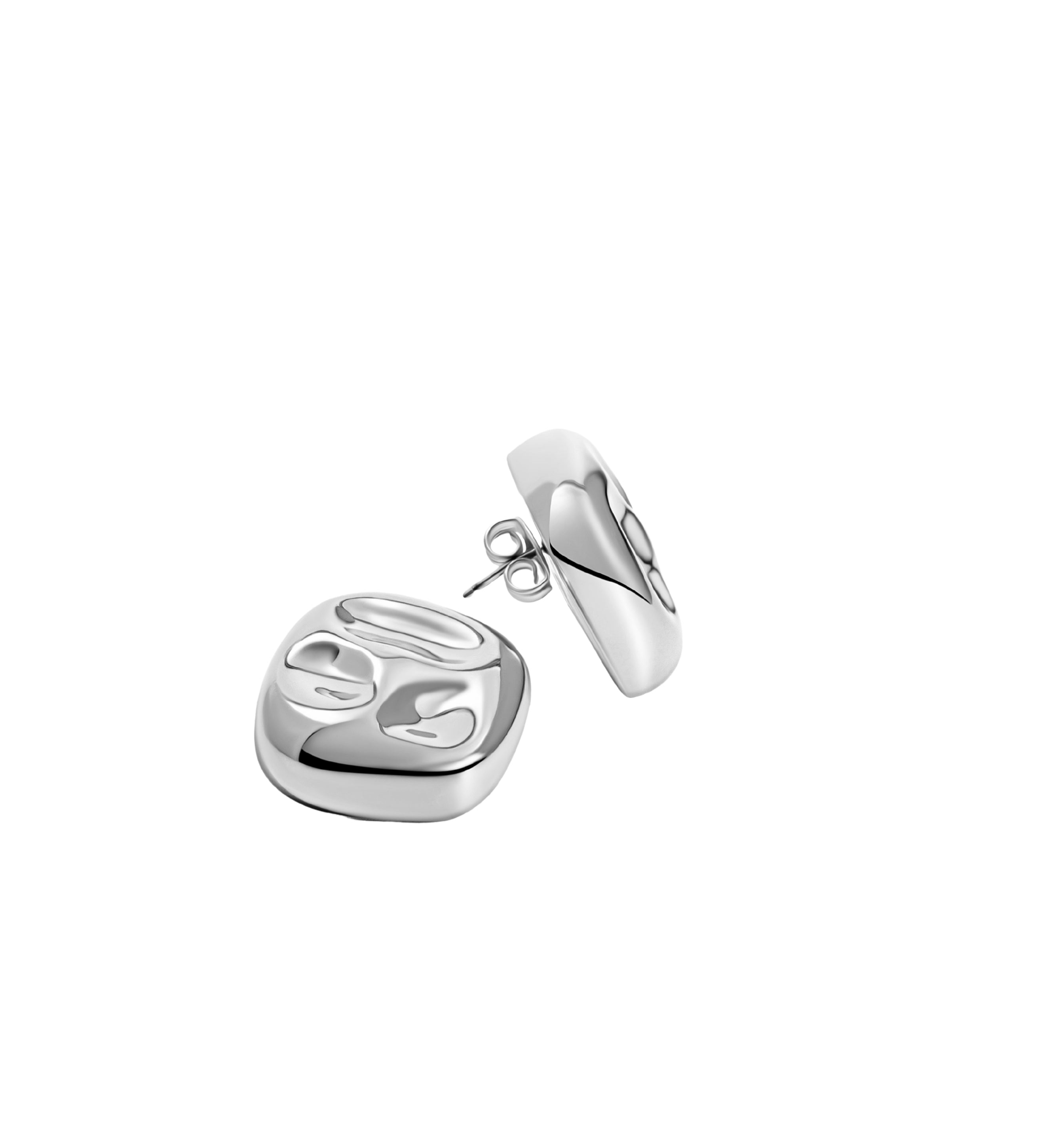 Square hammered earrings available in gold plated and rhodium plated finishes with geometric sculptural design